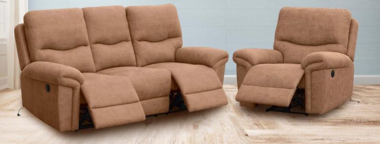 Conjunto de sofás 3 y 1 plazas América con estructura de madera y asientos reclinables.