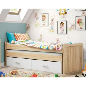 Cama compacta Lara en color cambria-blanco instalada en una habitación juvenil, con sus dos cajones de almacenamiento visibles.