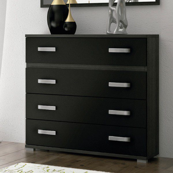 Cómoda Rambla de 4 cajones en color negro ceniza ubicada en un dormitorio de estilo contemporáneo.