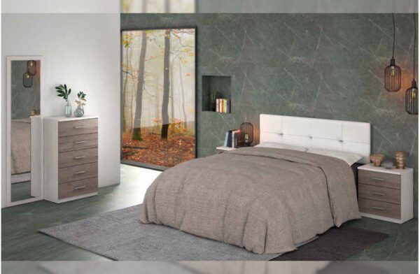 Conjunto de dormitorio de matrimonio completo modelo Monika 05 en un ambiente de habitación, con acabado en pino andersen y gris, mostrando el cabecero, las mesitas, el sinfonier y el mural con luna.