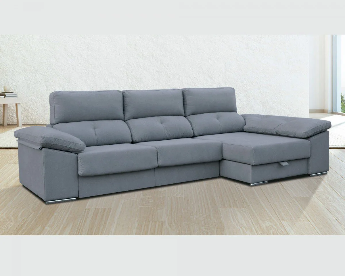 Sofá chaise longue 3 metros Dondin tapizado en color antracita, con asientos extensibles y respaldos reclinables en un salón moderno.