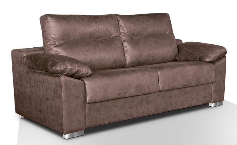 Sofá cama modelo Poo con sistema de apertura italiana tapizado en tela color gris perla en un salón moderno.