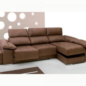 Sofá chaise longue Toyota de diseño moderno con asientos extensibles, respaldos reclinables, arcón abatible y tapicería en microfibra algodonada.