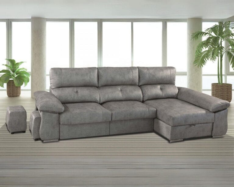 Elegante sofá chaise longue Cupra tapizado en color gris antracita, con asientos extensibles y respaldos reclinables para un confort superior.