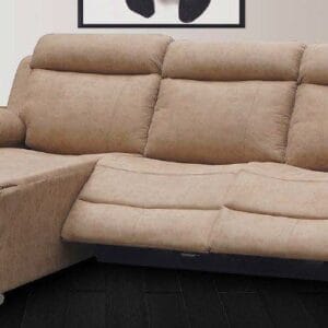 Sofá chaise longue Menfis relax motorizado tapizado en tela nolia de alta calidad en colores cemento y piedra.