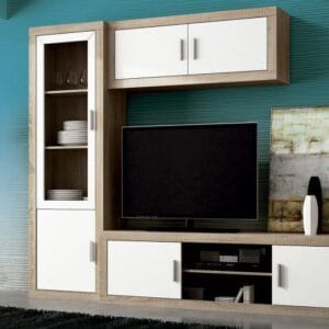 Conjunto de muebles de salón Lara 01 en acabado Cambria y blanco, con módulo bajo de TV, vitrina alta y estante superior colgante.
