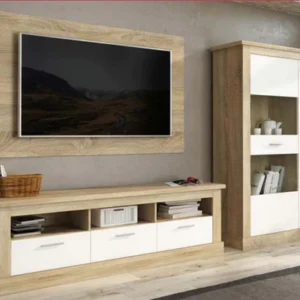 Composición de salón Chellén 05 en acabado cambria-blanco y cañón, con un mueble bajo de TV, vitrina y panel.