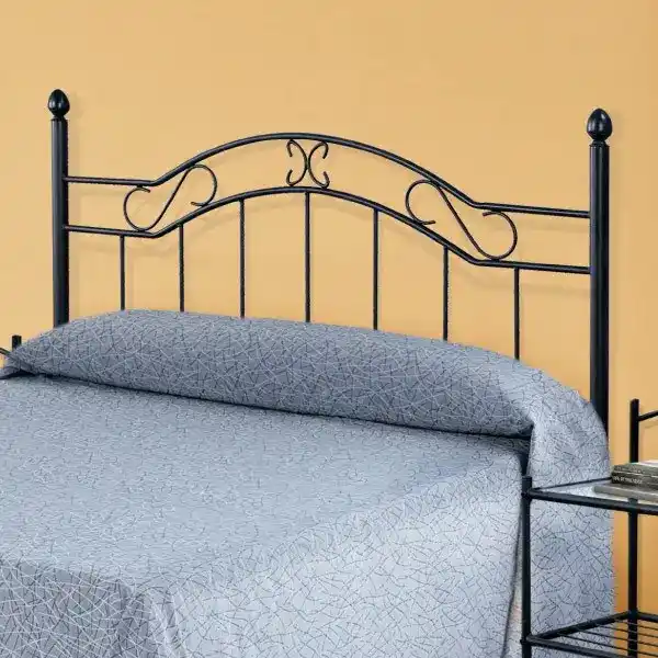 Cabeceros de cama estilo industrial con líneas rectas y curvas