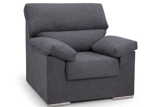 Butaca fija Rubén con estructura de madera, asiento ergonómico y patas cromadas.