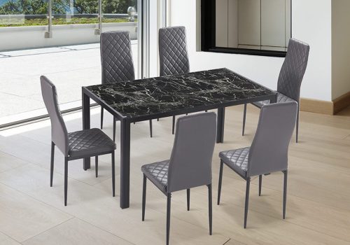Conjunto de mesa de comedor Mármol rectangular con una elegante tapa de cristal efecto mármol y 6 sillas tapizadas en PU gris en un comedor moderno y luminoso.