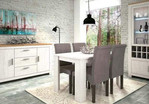 Ambiente de salón con el conjunto de salón comedor Roncal 11 completo, mostrando el aparador, la vitrina con luces LED y la mesa con sillas.