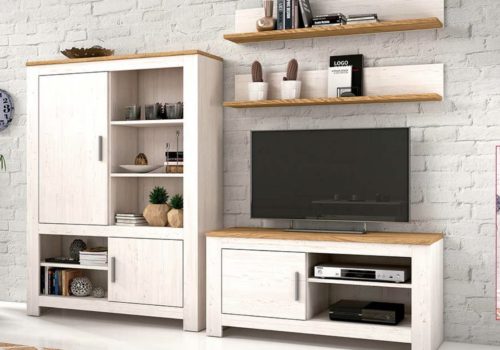 Composición de salón Roncal 01 de estilo nórdico con mueble de TV, aparador y estantes en acabado Pino Andersen y Roble.