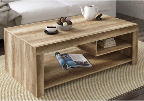 Mesa de centro para salón fija modelo Texas fabricada en melamina color cañón, con espacio de almacenaje, ubicada en un salón moderno y funcional.