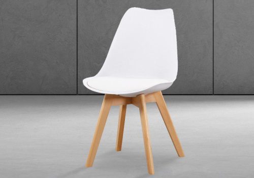 Pack de 4 sillas de comedor modelo Fina modernas con cojín en asiento y patas cuadradas en blanco y gris, ideal para espacios elegantes.