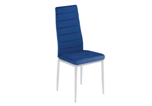 Pack de 6 sillas de comedor modelo Avatar X tapizadas en terciopelo azul con patas cromadas, perfectas alrededor de una mesa moderna.