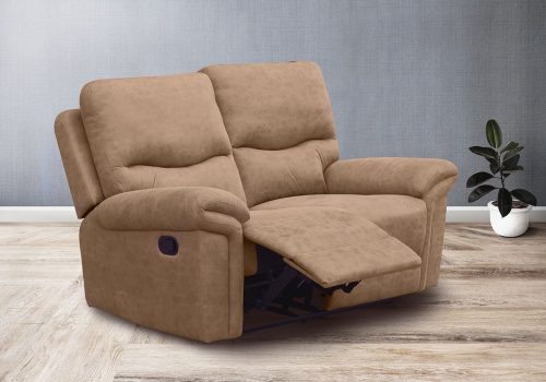 Sofá 2 plazas relax América tapizado en tejido Nolia color cemento, mostrando su mecanismo reclinable en un salón moderno.